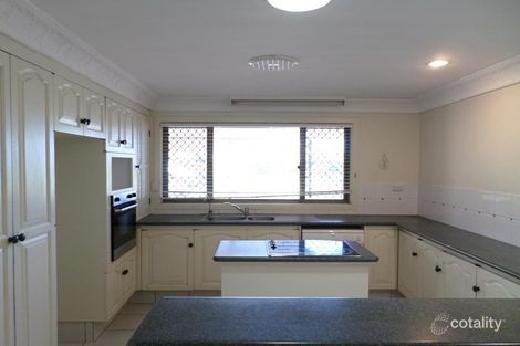 Property photo of 4 Montrose Court Benowa QLD 4217
