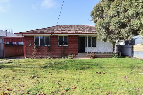 Property photo of 41 Chifley Crescent Kooringal NSW 2650