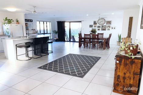 Property photo of 17 Canecutters Drive Ooralea QLD 4740