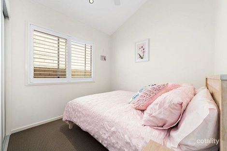 Property photo of 2/23 Essencia Avenue Dakabin QLD 4503