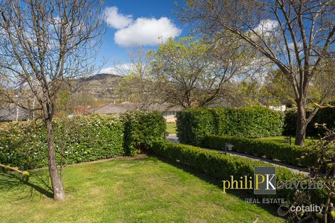 Property photo of 14 Macrobertson Street Mawson ACT 2607