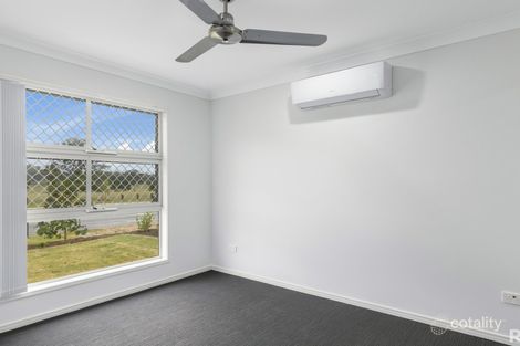 Property photo of 1/83 Fairbourne Terrace Pimpama QLD 4209