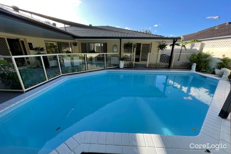 Property photo of 34 Oyster Cove Promenade Helensvale QLD 4212