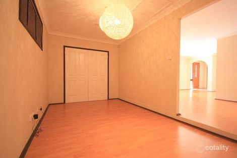 Property photo of 10 Larapinta Crescent St Helens Park NSW 2560