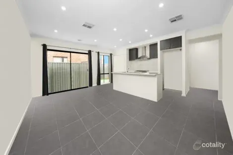 Property photo of 18 Nightfall Way Tarneit VIC 3029