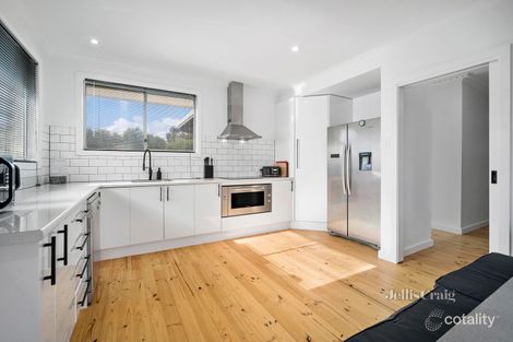 Property photo of 7 Warrina Drive Delacombe VIC 3356