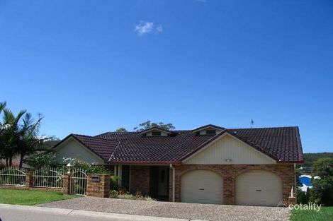 29 Buttermere Dr, Lakelands, NSW 2282