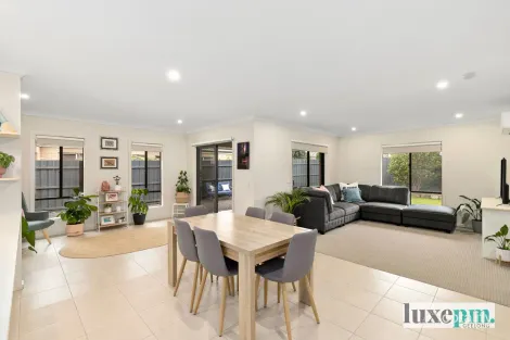 Property photo of 8 Hamish Drive Bannockburn VIC 3331