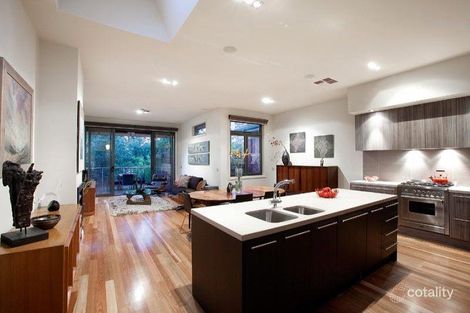 15 Osborne Ct, Hawthorn, VIC 3122