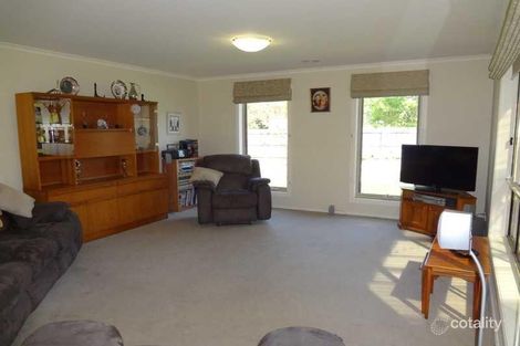 Property photo of 33 Toal Drive Warrnambool VIC 3280