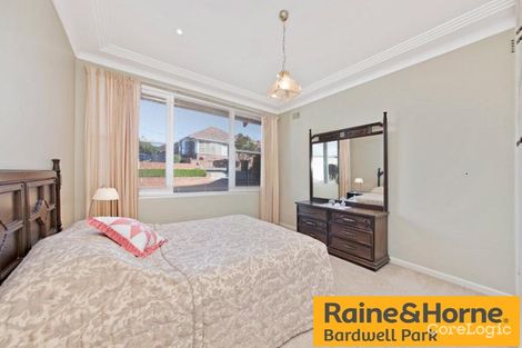 Property photo of 12 Bardwell Crescent Earlwood NSW 2206
