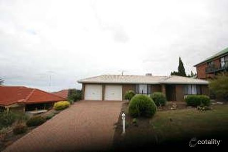 14 Yarromie St, Hallett Cove, SA 5158