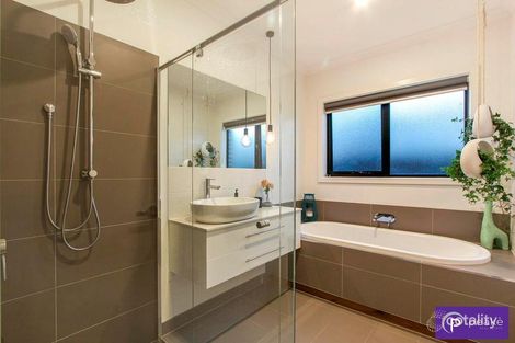 Property photo of 63 Riverstone Boulevard Clyde North VIC 3978