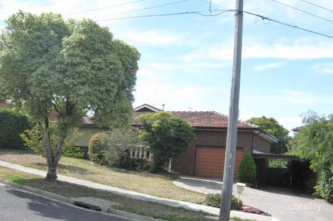 26 Caravelle Cres, Strathmore Heights, VIC 3041