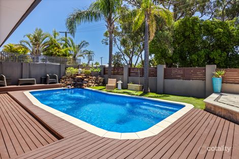 Property photo of 4 Ninnis Place South Hillarys WA 6025
