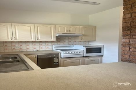 Property photo of 4/17 Kurrawa Avenue Point Clare NSW 2250