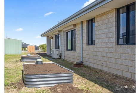 Property photo of 4 Coree Lane Ellenbrook WA 6069