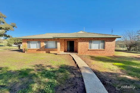 Property photo of 31 Byrne Close Young NSW 2594