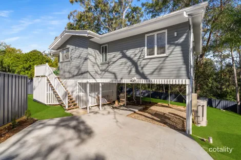 14 Oak St, Bundamba, QLD 4304