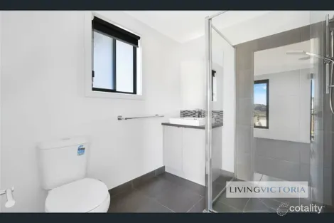 Property photo of 14 Ditmars Avenue Point Cook VIC 3030