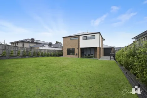 Property photo of 33 Hillcrest Road Beveridge VIC 3753