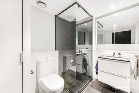 Property photo of 244 Barkly Street Brunswick East VIC 3057