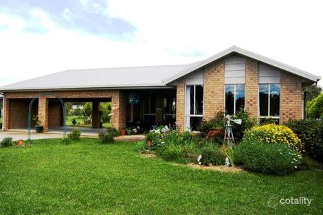 2 Ash Ct, Romsey, VIC 3434