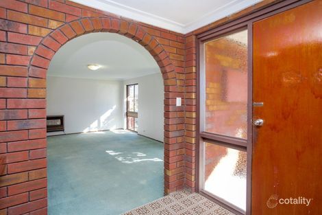 Property photo of 24 Rushbrook Way Thornlie WA 6108