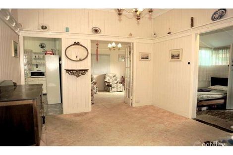 Property photo of 66 Bundah Street Camp Hill QLD 4152