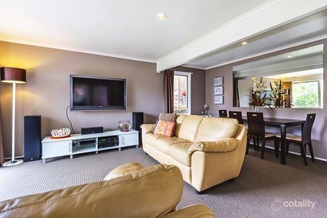 Property photo of 21 Werac Drive Ringwood North VIC 3134