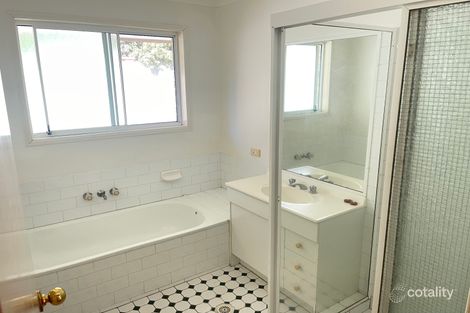 Property photo of 2/32 Boundary Street Beaudesert QLD 4285