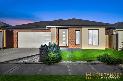 Property photo of 16 Lakefield Way Wyndham Vale VIC 3024