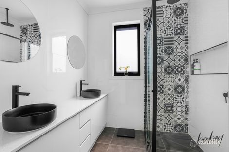 Property photo of 13 Mumm Street Wollert VIC 3750