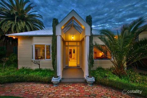 Property photo of 70 Roslyn Street Brighton VIC 3186