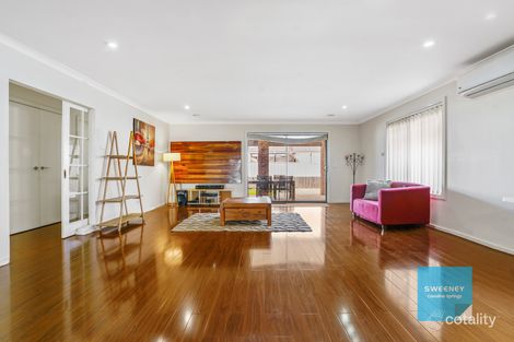 Property photo of 7 Galibier Parade Fraser Rise VIC 3336