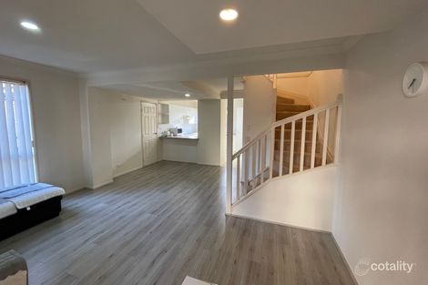 Property photo of 13/9 Lawrence Close Robertson QLD 4109