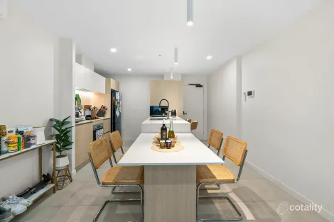 302/21-25 Carl St, Woolloongabba, QLD 4102