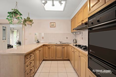 Property photo of 2/10 Broomhill Avenue Blackburn VIC 3130