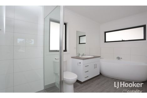 Property photo of 1/1 Silvan Court Werribee VIC 3030