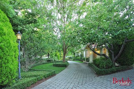 Property photo of 64 National Circuit Deakin ACT 2600