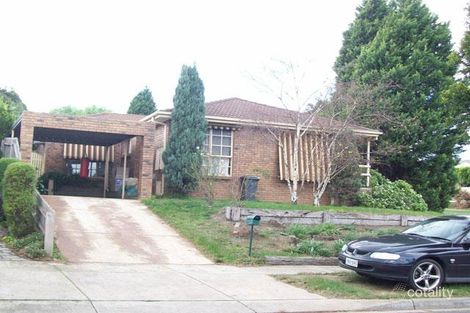 Property photo of 9 McRae Mews Endeavour Hills VIC 3802