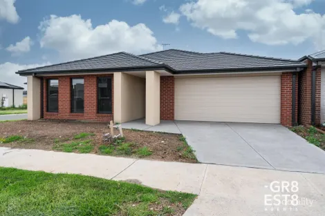 21 Berringarra Rd, Officer, VIC 3809