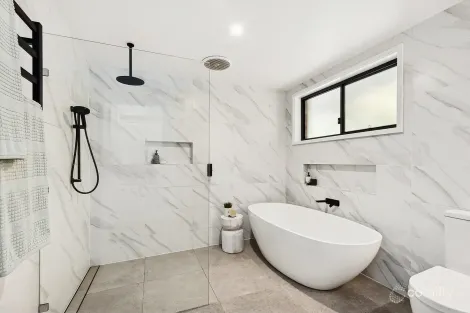 Property photo of 3 Maya Street Wyoming NSW 2250