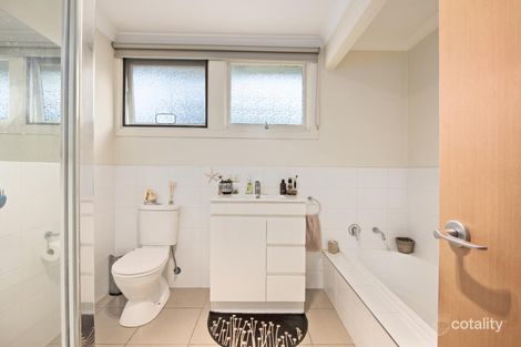 2 Erskine St, Claremont, TAS 7011