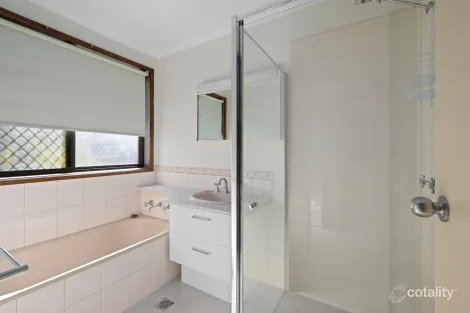 Property photo of 22 Tabletop Court Thurgoona NSW 2640