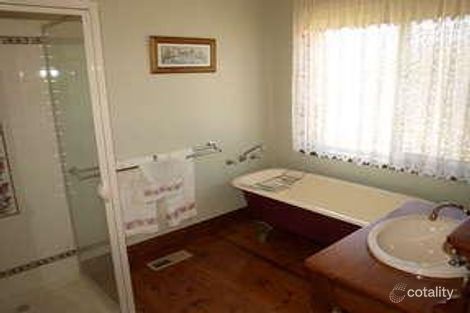 Property photo of 7 Roslyn Close Warrnambool VIC 3280