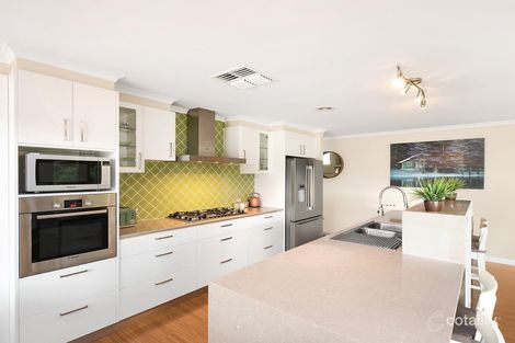 Property photo of 12 Binowee Place Karabar NSW 2620