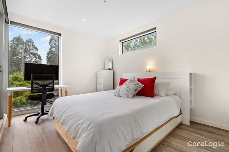 Property photo of 17/1062-1064 Burke Road Balwyn North VIC 3104