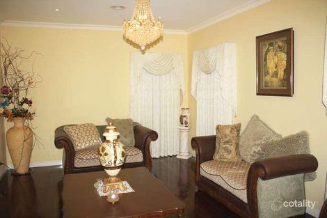 Property photo of 101 Thomas Mitchell Drive Endeavour Hills VIC 3802