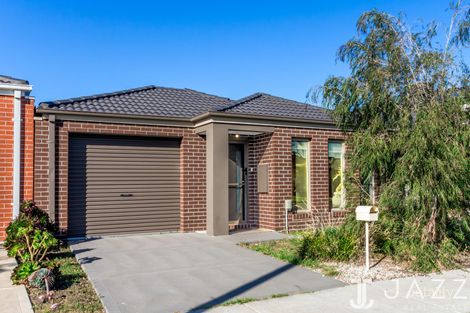 Property photo of 105 Sunnybank Drive Point Cook VIC 3030